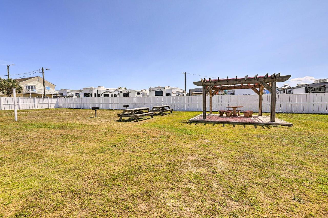 Atlantic Beach Studio With Community Pool! Eksteriør bilde